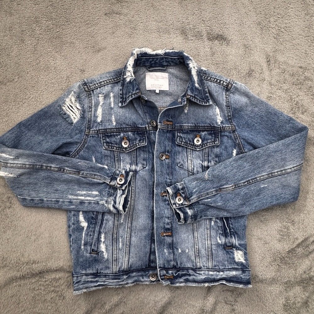 Zara Denim Jacket Women's Size XS Distressed‎ Long Sleeve Button Front